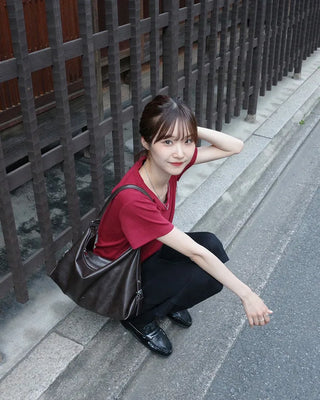 Colored short-sleeved T-shirt
