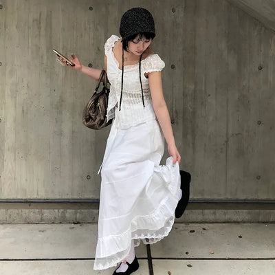 Frilled lace long skirt