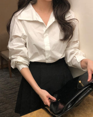 (2 colors) Wide collar blouse