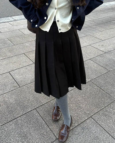 Pleated midi skirt