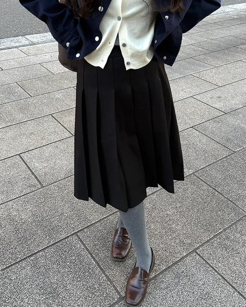 Pleated midi skirt