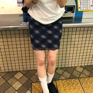 Checkered elastic waist mini skirt