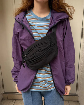 Simple shoulder bag