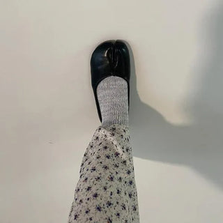 Tabi flat shoes