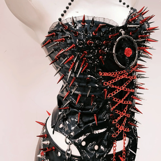 O ring lace up metal chain rivet applique top