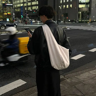 String shoulder bag