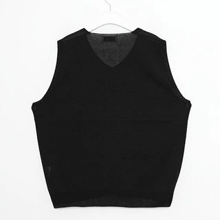 that linen vest