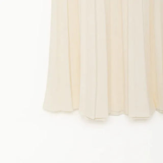 Knitted pleated skirt