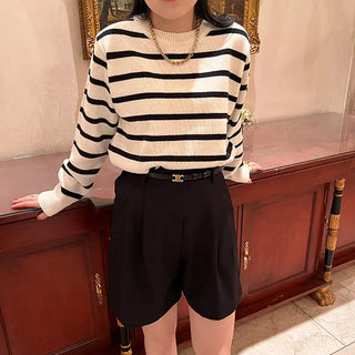 Two-pleat shorts