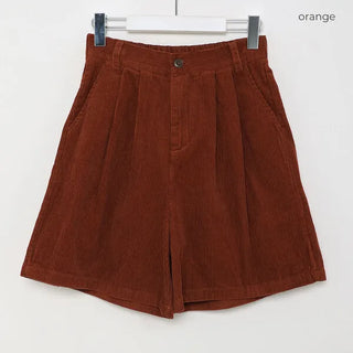 Two-pleat corduroy shorts