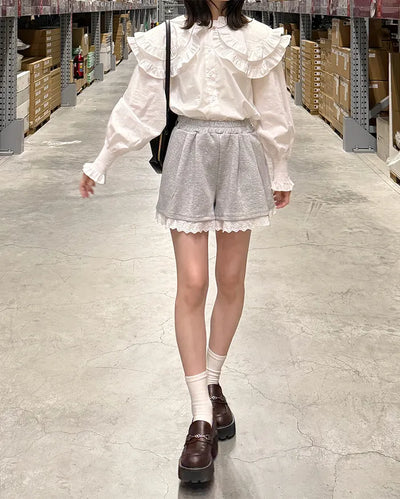 Lace banding shorts