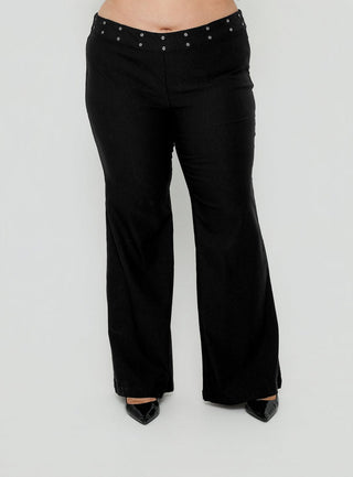 Yevina Eyelet Flare Pant Black Curve