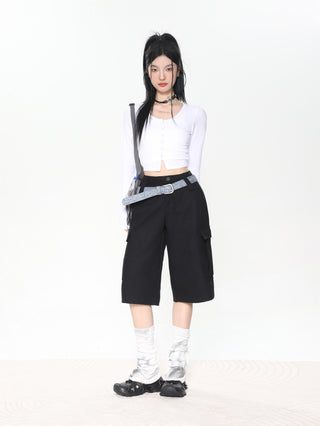 Long-sleeved cropped knit cardigan