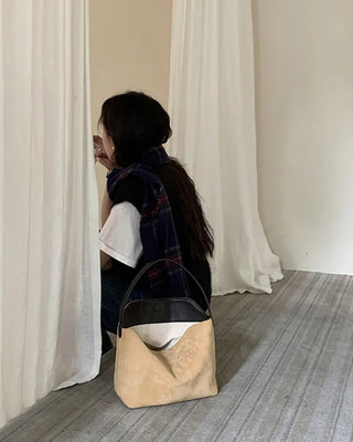 Korean-style fluffy suede shoulder bag