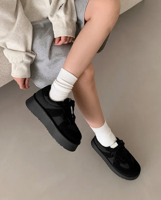 Platform sneakers