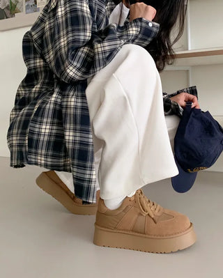 Platform sneakers