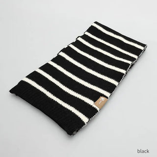 Striped knit scarf