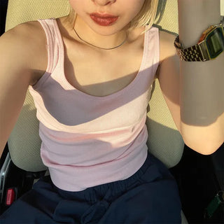 Ribbed round sleeveless top