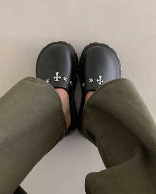 [Komatsu no Sakura's PICK] [Jibbitz set] Platform Unique Mules