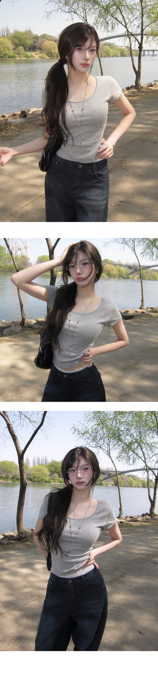 MOMU BASIC U-neck Short Sleeve T-shirt - 5 colors