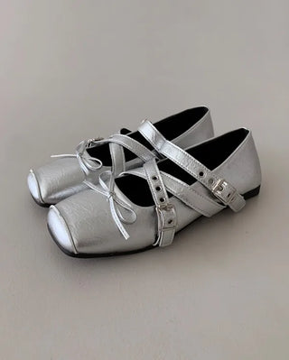 Eyelet Mary Jane Flat Shoes (3 colors)