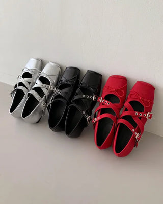 Eyelet Mary Jane Flat Shoes (3 colors)