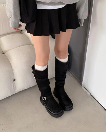 Double buckle long boots