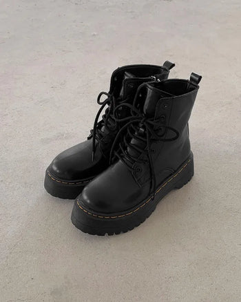Stitch Point Boots