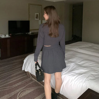Button-collar knit and skirt set