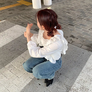 Square frill blouse
