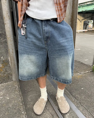 Washed Bermuda denim pants