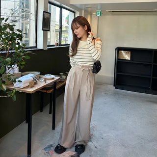 Shoulder ribbon striped knit