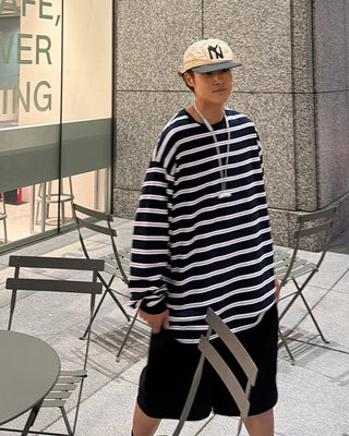 Multi-striped long-sleeved T-shirt