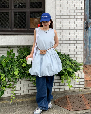 Sleeveless balloon mini dress