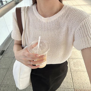 Round neck short-sleeved knit