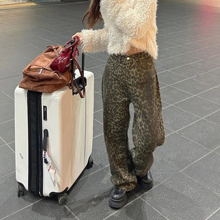 Leopard print semi-wide pants