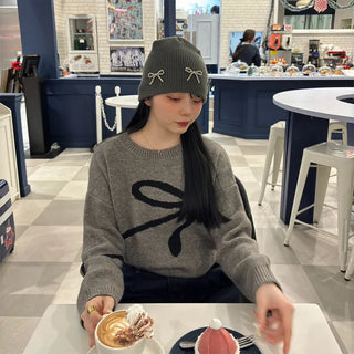 Pearl Ribbon Beanie