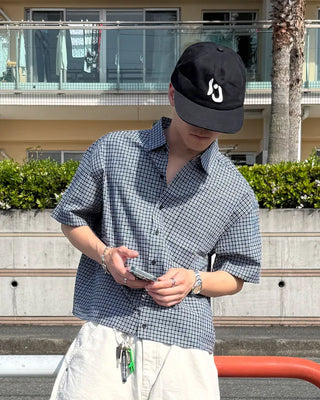 Small check half shirt