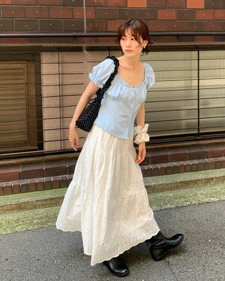Perforated lace long skirt