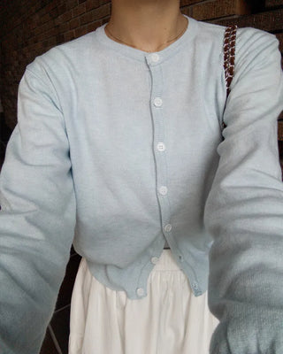 Round neck knit cardigan