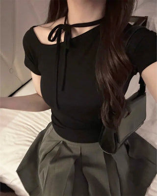 One-off halter strap half-sleeve T-shirt