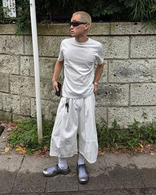 Two-pleat Bermuda shorts