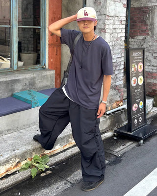 Side-tuck snap-button pants
