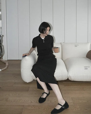 Short-sleeved knit polo shirt