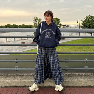 Checked long skirt