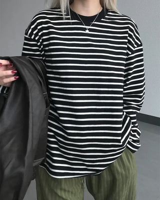 Round neck striped long-sleeve T-shirt