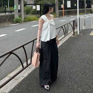 Asymmetrical design top
