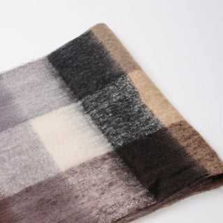 Checked long scarf