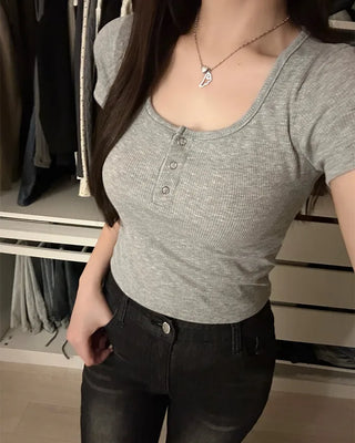Button-down U-neck short-sleeved T-shirt