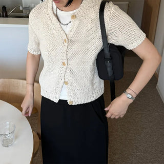 Short-sleeved knit cardigan